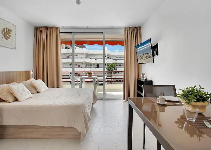 Apartman Alexander Playa De Americas *