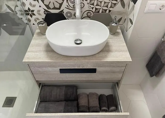 Alexander Playa De Americas Apartman *